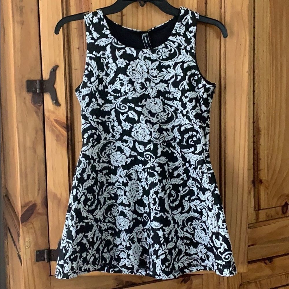 𝅺***** 5 for $25 Poof  Girl skater dress